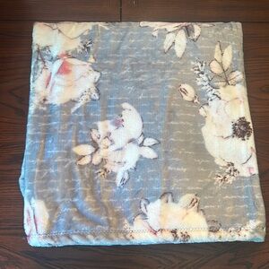 Nolita Throw Blanket